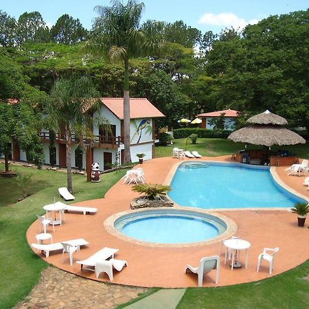 Hotel Fazenda Floresta Do Lago Сокорру Экстерьер фото