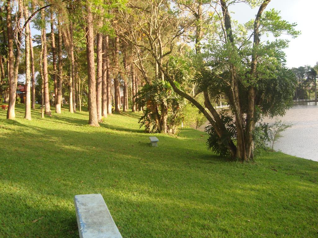 Hotel Fazenda Floresta Do Lago Сокорру Экстерьер фото